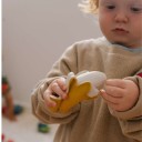 Mordedor Ana la banana (Oli & Carol)