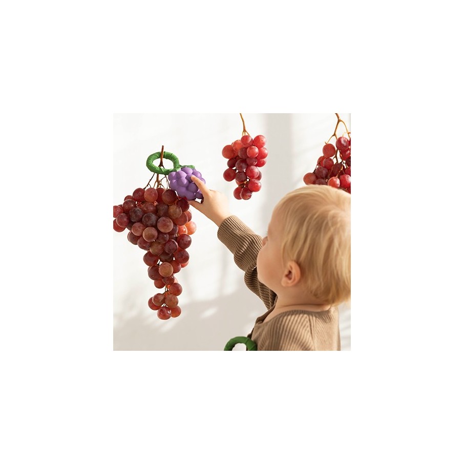 Sonajero de uvas (Oli & Carol)