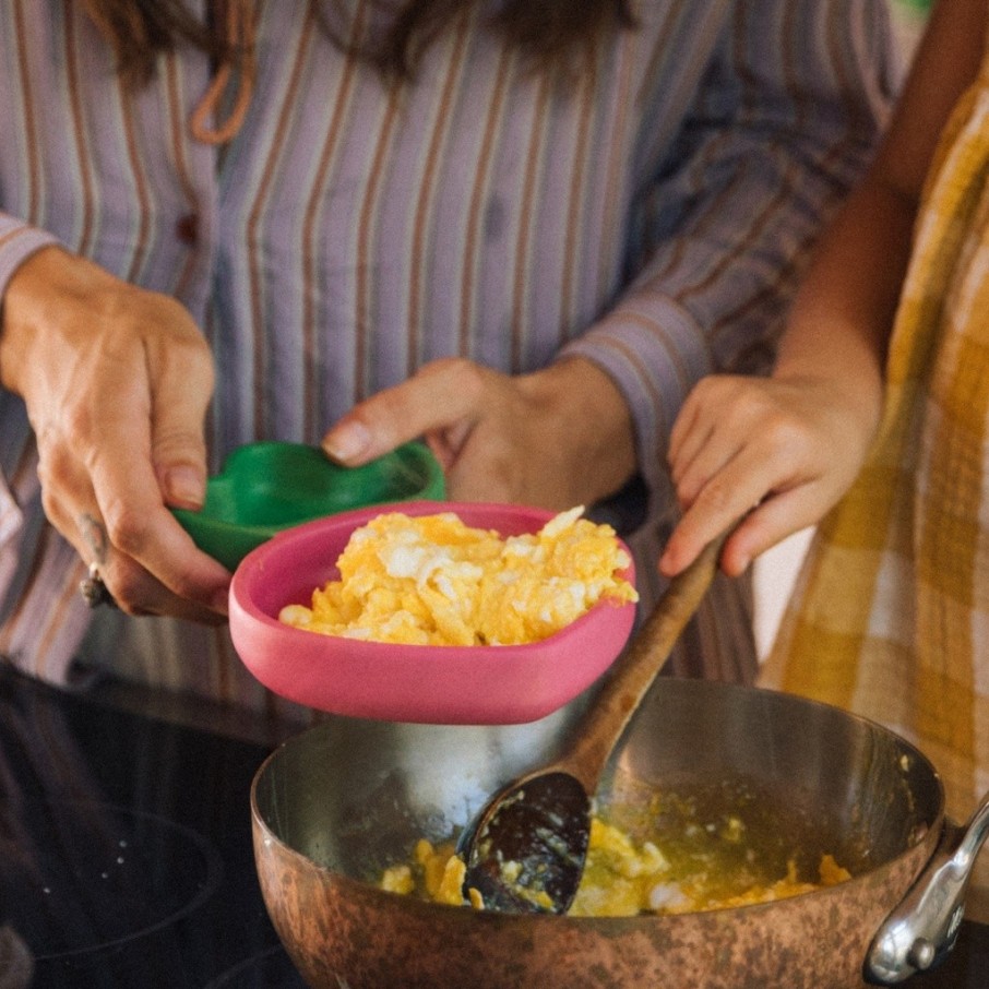 Set de plato y cuchara Ramona el rábano ( Oli & Carol)