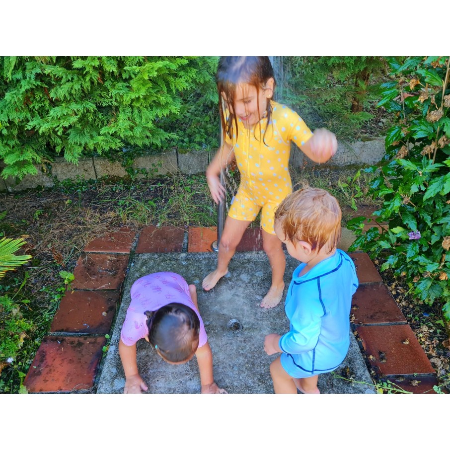 Mono con protección solar UPF50+ (piratas)